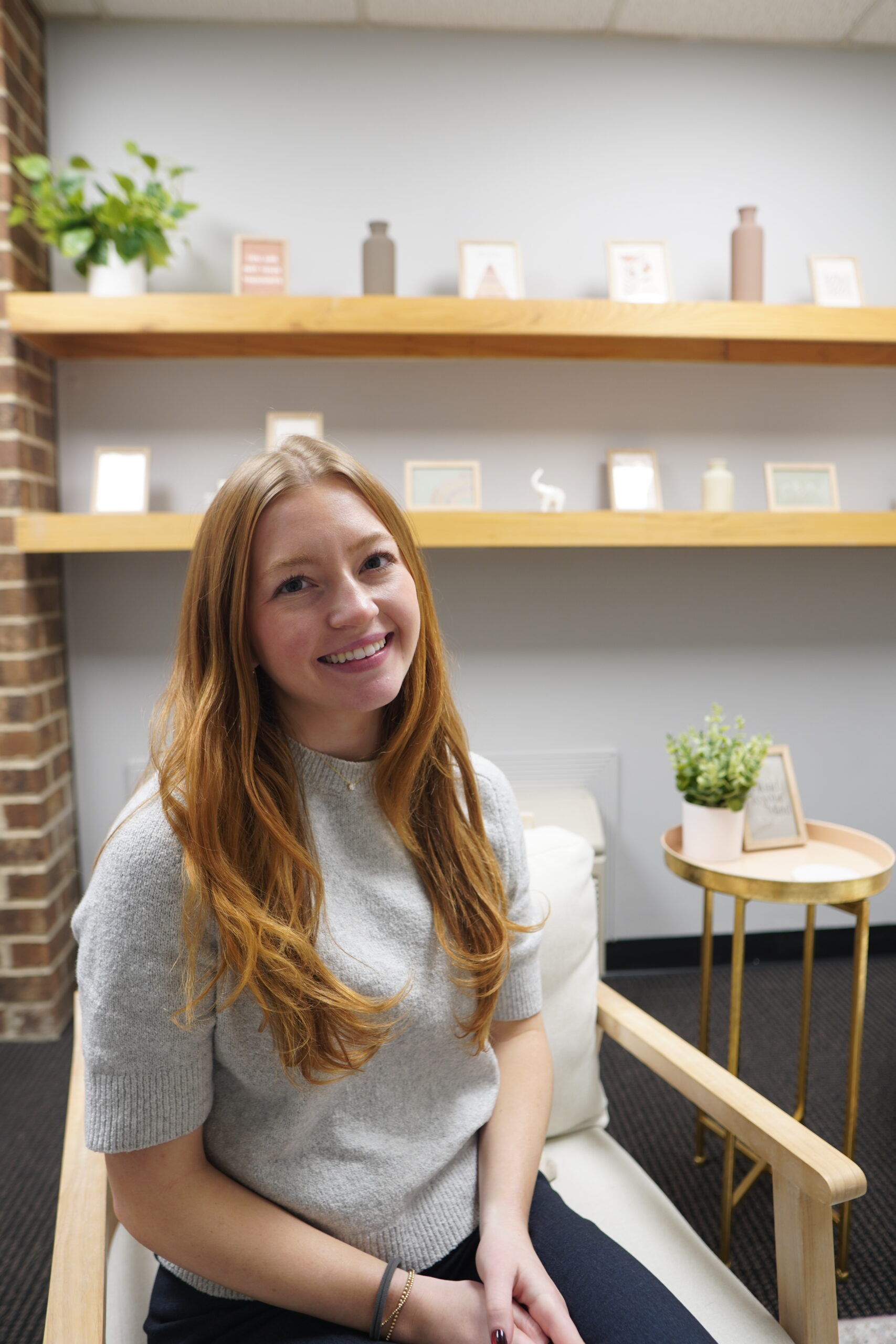 Abbey Knoll, BS, therapist in Burke, Virginia for kids, teens, and adults