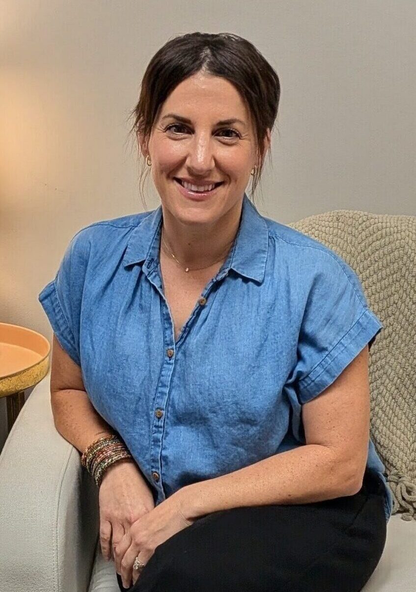 Trish Reyes, BA, therapist in Burke, Virginia for adults, couples, and families