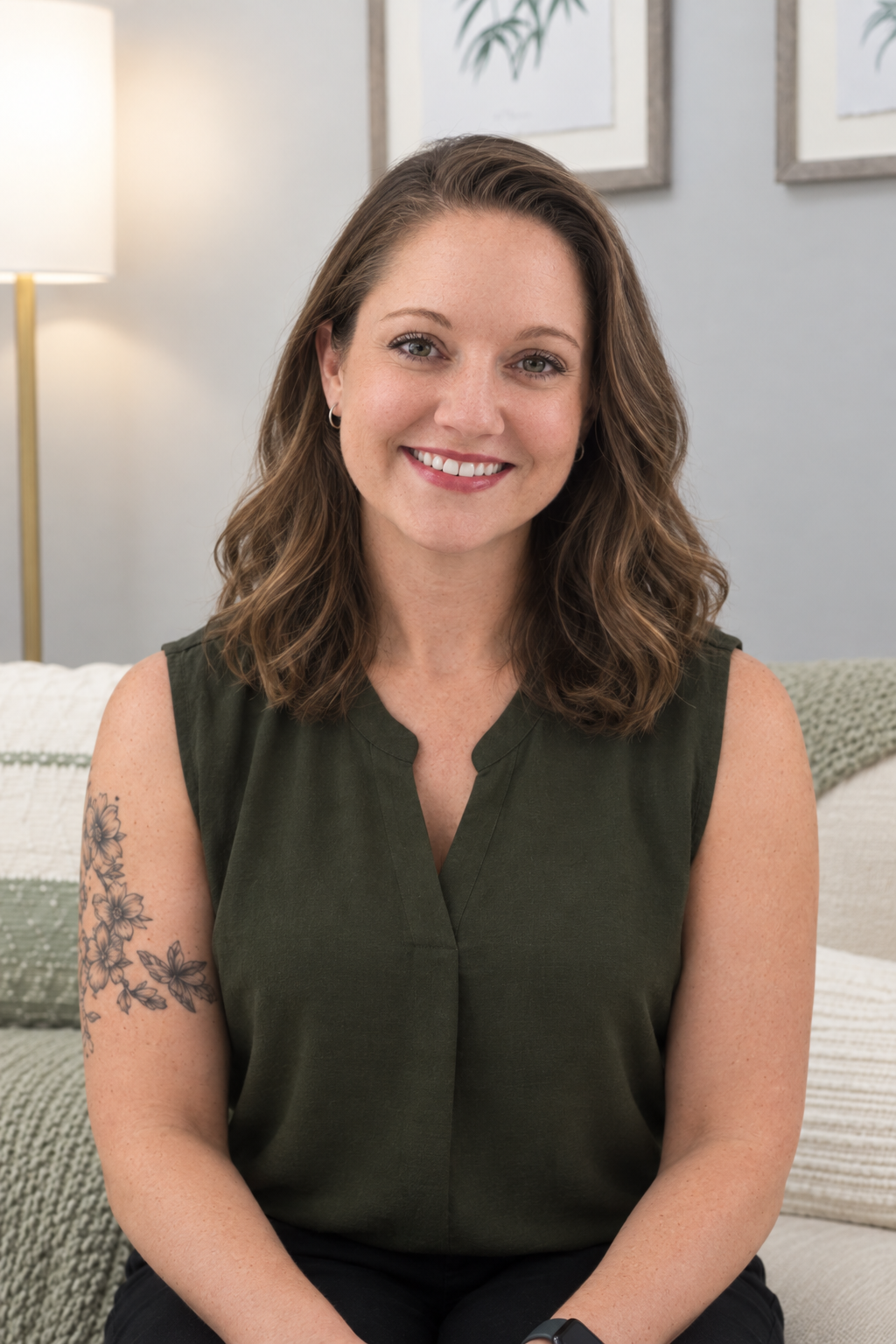 Professional headshot of Kim Rippy, LPC, trauma specialist offering EFIT therapy for trauma, therapy for complex trauma, and therapy for anxiety in Burke, Virginia. Clinicial Supervisor for licensed residents in counseling and residents in family and marriage therapy